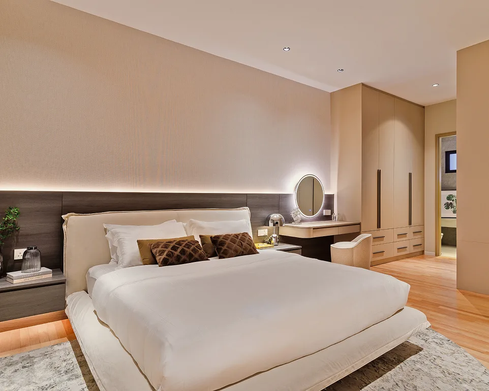 mobile Master Bedroom